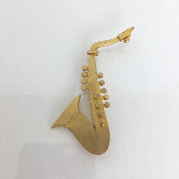 Vintage Music Brooch Pin Bundle Treble Clef Saxophone Piano And Horn Ornament - Picture 3 of 13